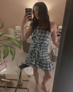 Ludovica Frasca feet photo thumbnail
