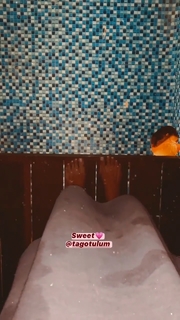 Ludovica Frasca feet photo thumbnail