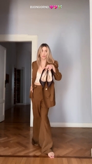 Ludovica Frasca feet photo thumbnail