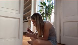 Ludovica Frasca feet photo thumbnail