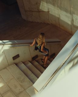 Ludovica Frasca feet photo thumbnail