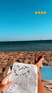 Ludovica Pagani feet photo thumbnail