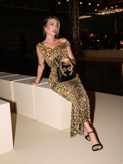 Ludovica Pagani feet photo thumbnail