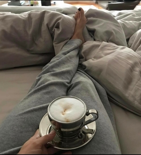 Ludwika Paleta feet photo thumbnail