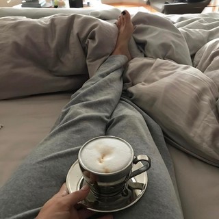 Ludwika Paleta feet photo thumbnail