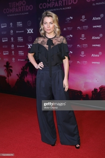 Ludwika Paleta feet photo thumbnail