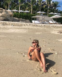 Ludwika Paleta feet photo thumbnail