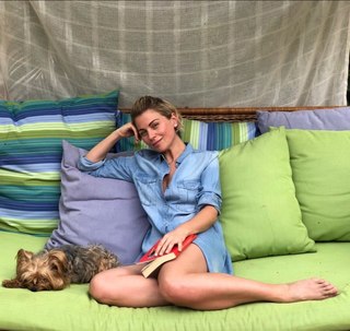 Ludwika Paleta feet photo thumbnail