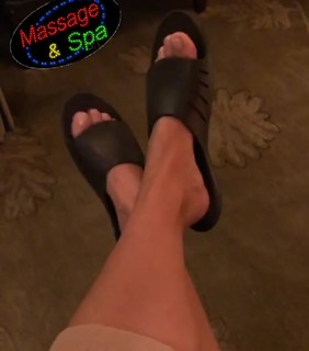 Ludwika Paleta feet photo thumbnail