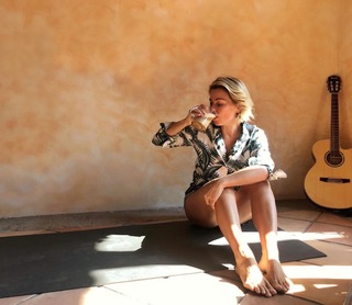 Ludwika Paleta feet photo thumbnail