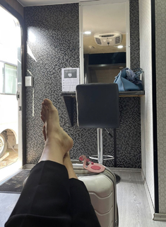 Ludwika Paleta feet photo thumbnail