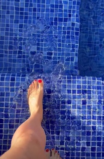 Ludwika Paleta feet photo thumbnail