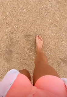 Ludwika Paleta feet photo thumbnail