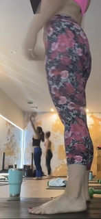 Ludwika Paleta feet photo thumbnail