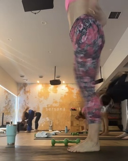 Ludwika Paleta feet photo thumbnail