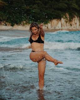 Ludwika Paleta feet photo thumbnail