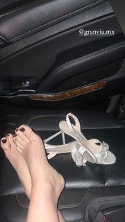 Ludwika Paleta feet photo thumbnail