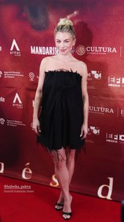 Ludwika Paleta feet photo thumbnail