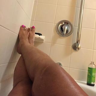 Luenell feet photo 13