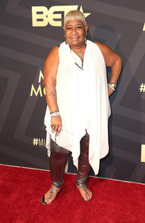 Luenell feet photo 9