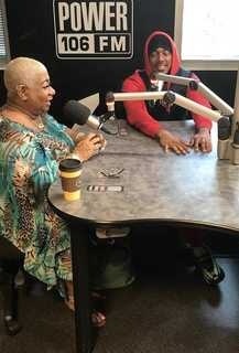 Luenell feet photo 14