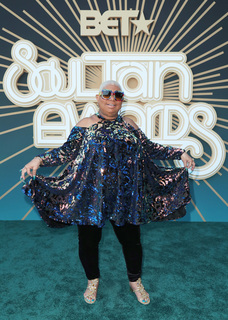 Luenell feet photo 7