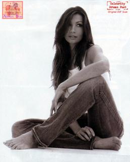 Luisa Corna feet photo 3