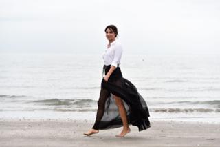 Luisa Ranieri feet photo thumbnail