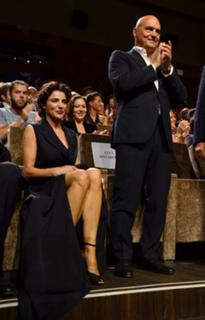 Luisa Ranieri feet photo thumbnail