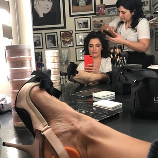 Luisa Ranieri feet photo thumbnail