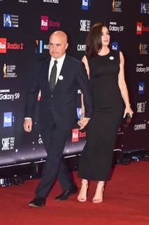 Luisa Ranieri feet photo thumbnail