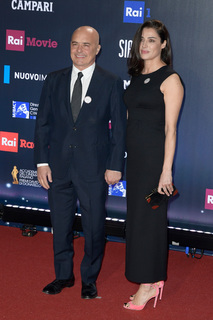 Luisa Ranieri feet photo thumbnail