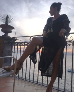 Luisa Ranieri feet photo thumbnail