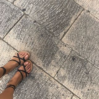 Luisa Ranieri feet photo thumbnail