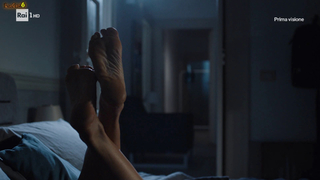 Luisa Ranieri feet photo thumbnail