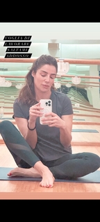 Luisa Ranieri feet photo thumbnail