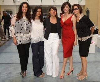 Luisa Ranieri feet photo thumbnail