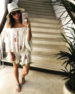 Luisa Zissman feet photo thumbnail