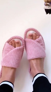 Luisa Zissman feet photo thumbnail