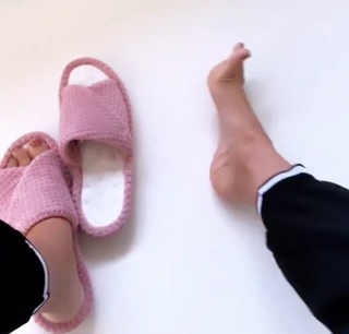 Luisa Zissman feet photo thumbnail