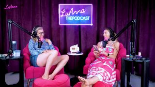 Luisa Zissman feet photo thumbnail