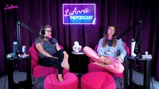 Luisa Zissman feet photo thumbnail