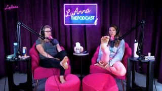 Luisa Zissman feet photo thumbnail