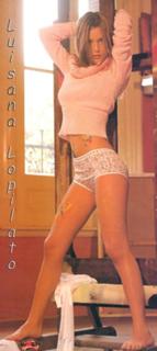 Luisana Lopilato feet photo thumbnail