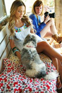Luisana Lopilato feet photo thumbnail