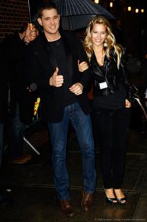 Luisana Lopilato feet photo thumbnail