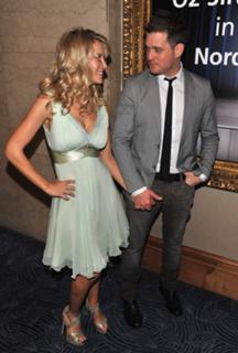 Luisana Lopilato feet photo thumbnail