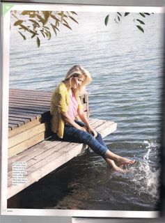 Luisana Lopilato feet photo 7