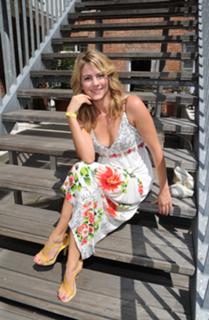 Luise Bähr feet photo thumbnail