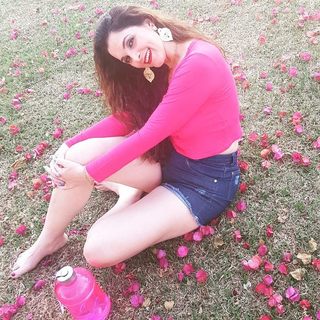 Luiza Ambiel feet photo 10